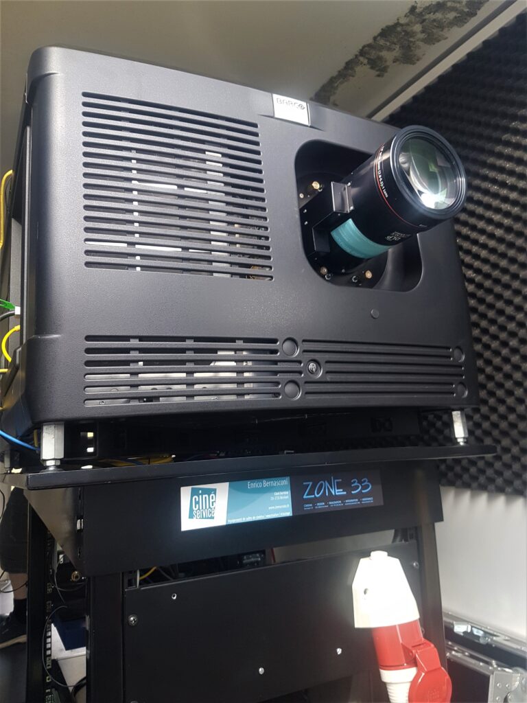 projecteur Barco